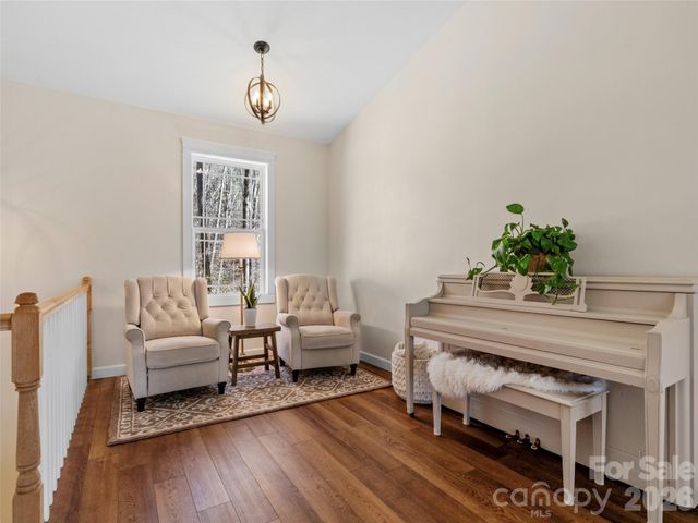 80 McKENZIE Drive, Marshall, NC 28753