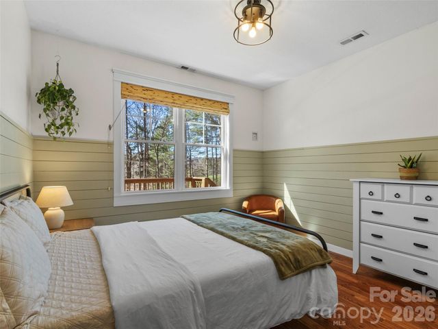 80 McKENZIE Drive, Marshall, NC 28753