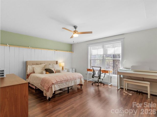 80 McKENZIE Drive, Marshall, NC 28753