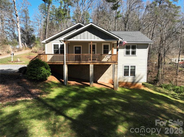 80 McKENZIE Drive, Marshall, NC 28753