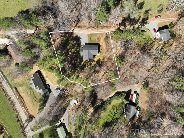 80 McKENZIE Drive, Marshall, NC 28753