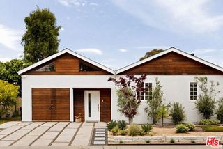 7622 Goddard Avenue, Los Angeles, CA 90045