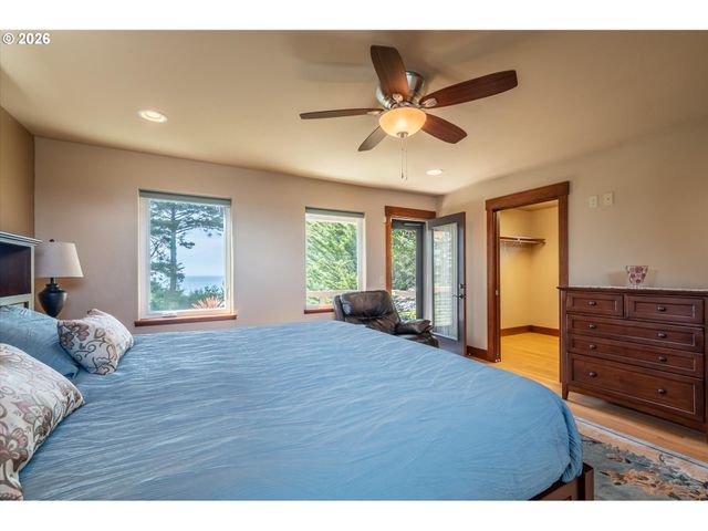 650 BOOT HILL Rd, Port Orford, OR 97465