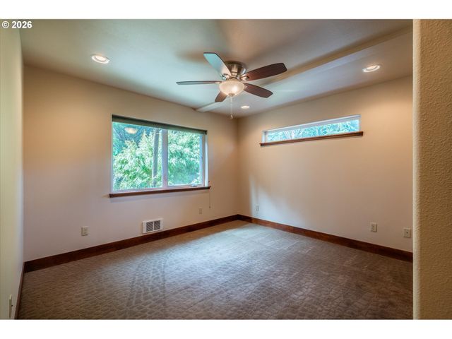 650 BOOT HILL Rd, Port Orford, OR 97465