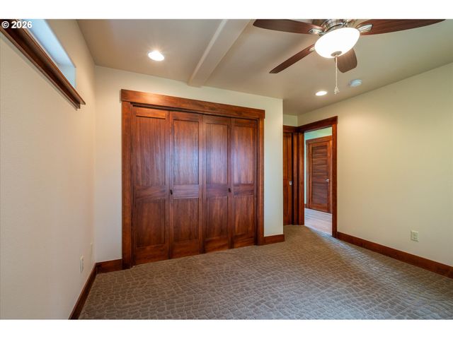 650 BOOT HILL Rd, Port Orford, OR 97465