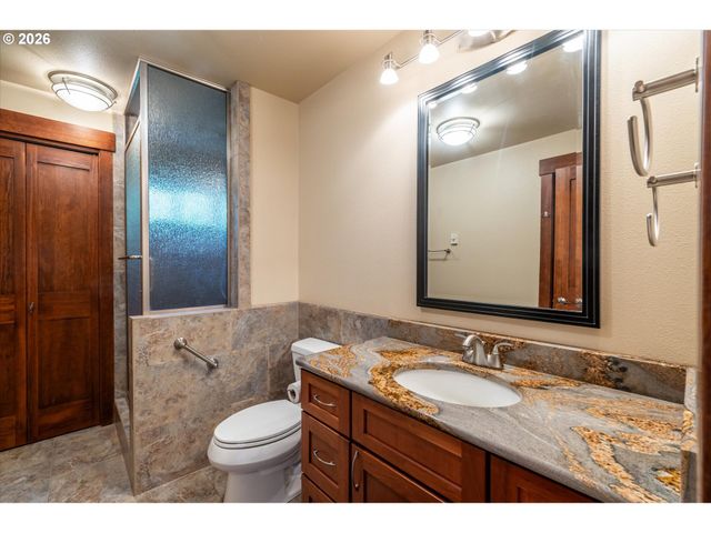650 BOOT HILL Rd, Port Orford, OR 97465