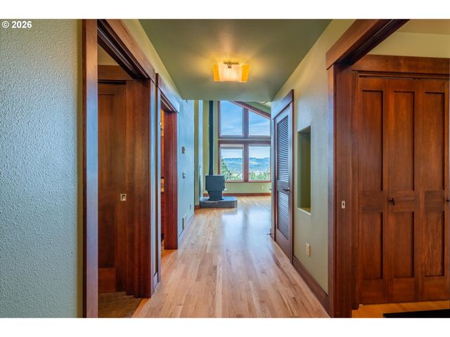 650 BOOT HILL Rd, Port Orford, OR 97465