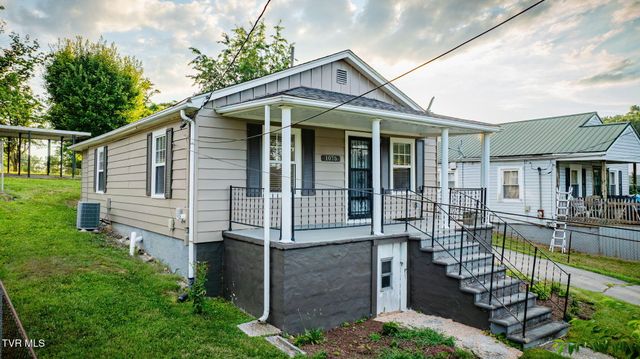 1075 Oak Drive Circle, Kingsport, TN 37665