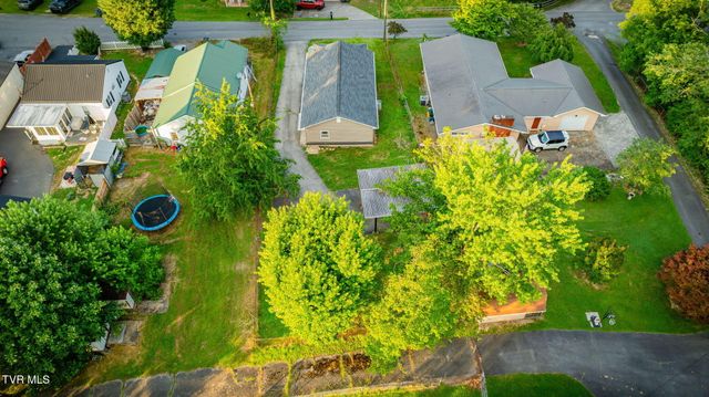 1075 Oak Drive Circle, Kingsport, TN 37665