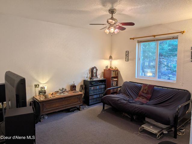 901-903 Hickory Glen Ave, Sandpoint, ID 83864