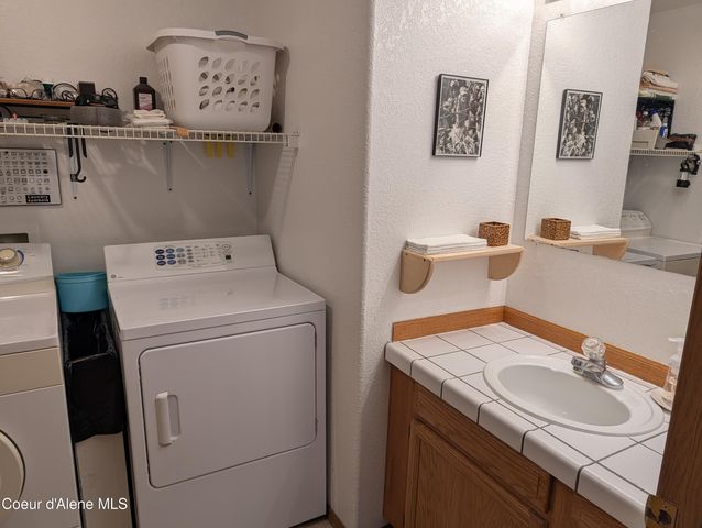 901-903 Hickory Glen Ave, Sandpoint, ID 83864