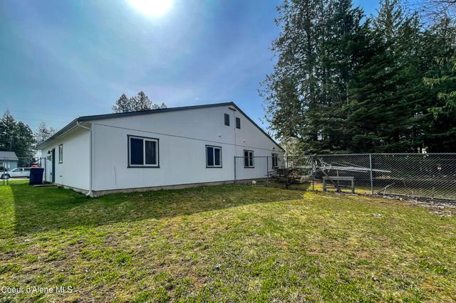 901-903 Hickory Glen Ave, Sandpoint, ID 83864