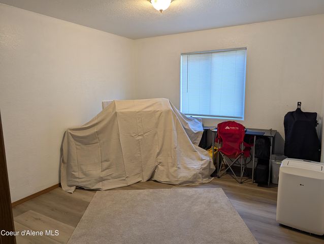 901-903 Hickory Glen Ave, Sandpoint, ID 83864