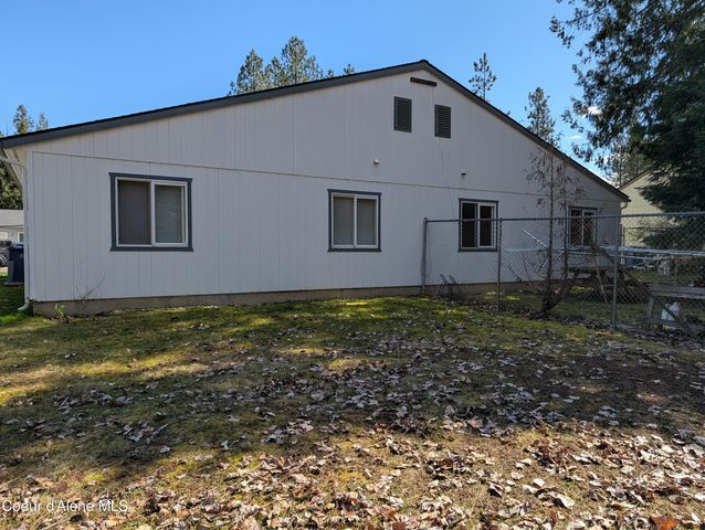 901-903 Hickory Glen Ave, Sandpoint, ID 83864