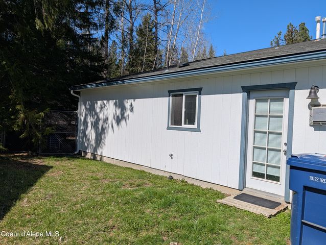 901-903 Hickory Glen Ave, Sandpoint, ID 83864