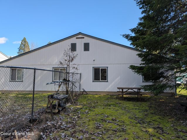 901-903 Hickory Glen Ave, Sandpoint, ID 83864