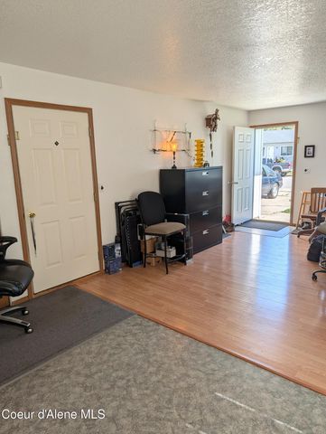 901-903 Hickory Glen Ave, Sandpoint, ID 83864