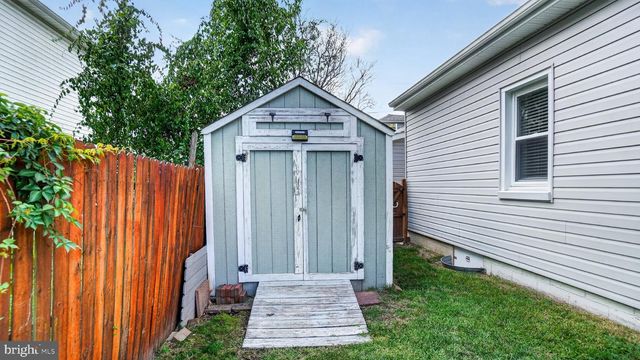 7741 OUTING AVE, Pasadena, MD 21122