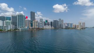 1200 Brickell Bay Dr 3310, Miami, FL 33131