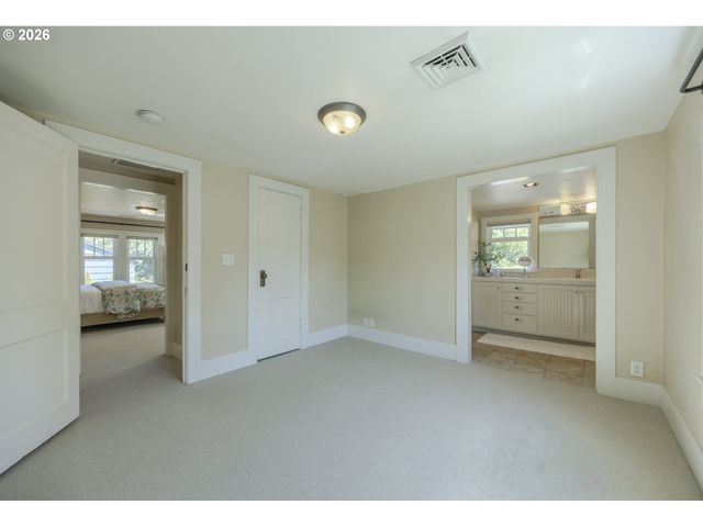1545 VILLARD St, Eugene, OR 97403