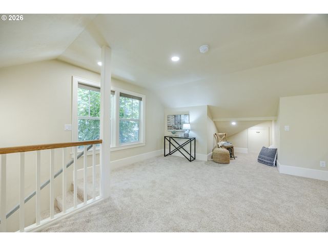 1545 VILLARD St, Eugene, OR 97403