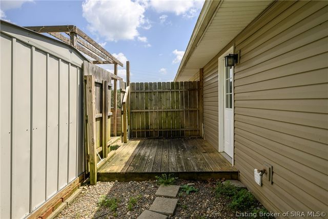 2300 Henriott Road, Georgetown, IN 47122