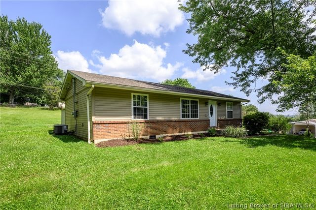 2300 Henriott Road, Georgetown, IN 47122