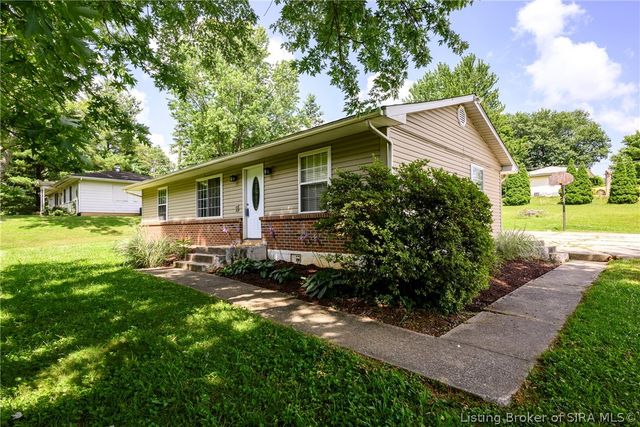 2300 Henriott Road, Georgetown, IN 47122