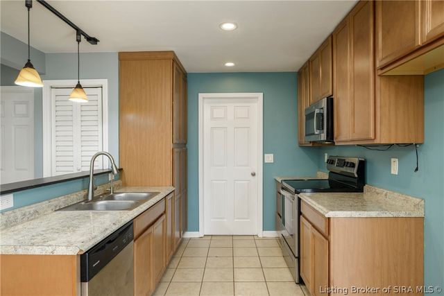 2300 Henriott Road, Georgetown, IN 47122