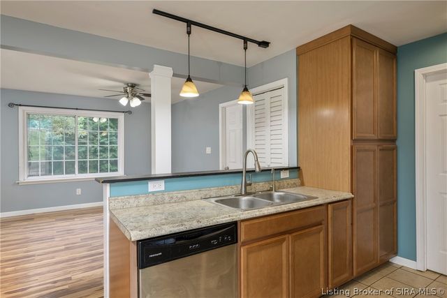 2300 Henriott Road, Georgetown, IN 47122