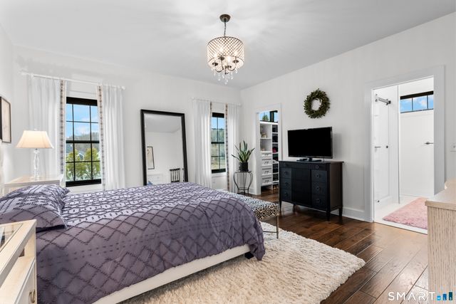 33 Wiegert Way, Bristol, CT 06010