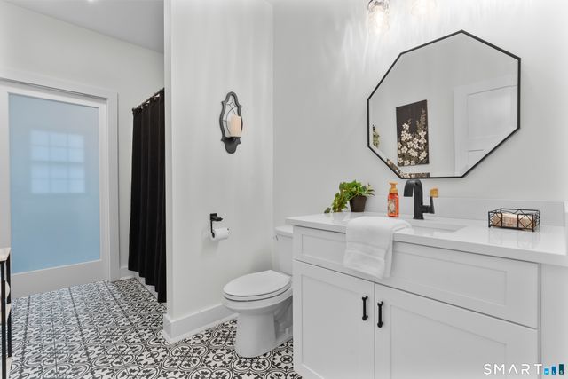 33 Wiegert Way, Bristol, CT 06010