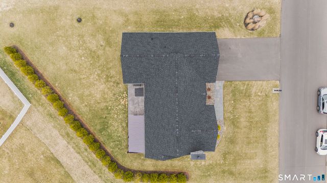 33 Wiegert Way, Bristol, CT 06010