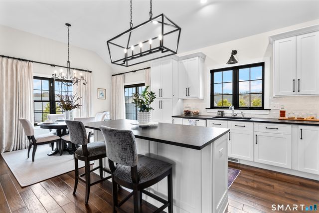 33 Wiegert Way, Bristol, CT 06010