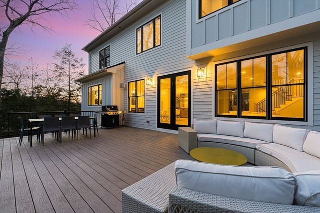 5 Skyview Rd, Lexington, MA 02420
