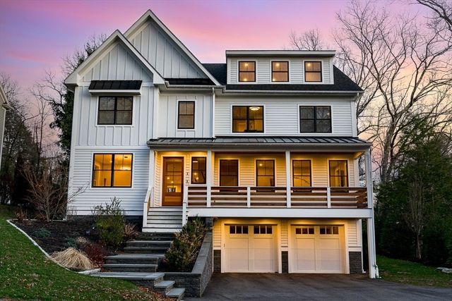 5 Skyview Rd, Lexington, MA 02420