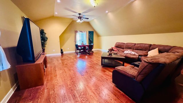 4701 NARCISSUS DR, Bartlett, TN 38135