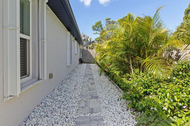 2420 SHEILA LANE, North Port, FL 34286