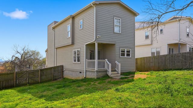 1263 N Avondale Cir, Nashville, TN 37207