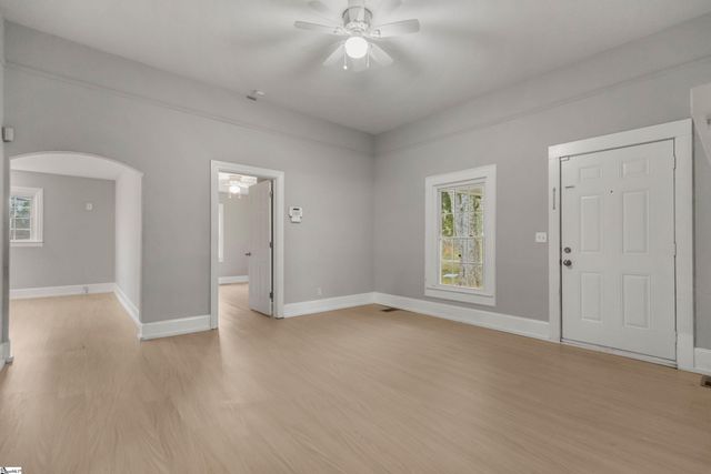 201 E Beattie Street, Liberty, SC 29657