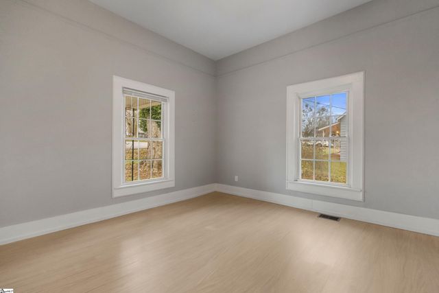 201 E Beattie Street, Liberty, SC 29657