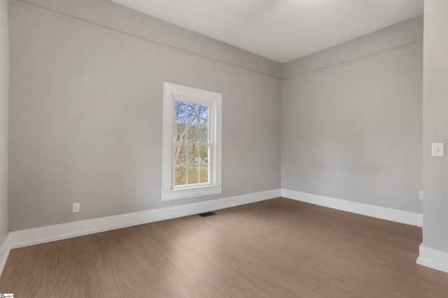 201 E Beattie Street, Liberty, SC 29657