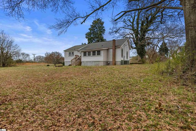 201 E Beattie Street, Liberty, SC 29657