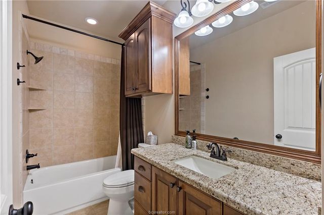 2509 Kimbolton Drive, College Station, TX 77845