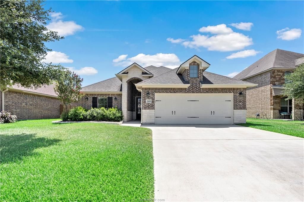 2509 Kimbolton Drive, College Station, TX 77845