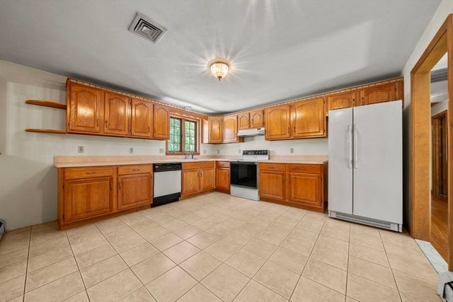 5 Mystic, Milford, MA 01757
