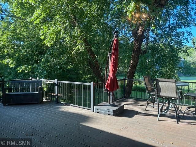 900 Ferndale Street S, Maplewood, MN 55119