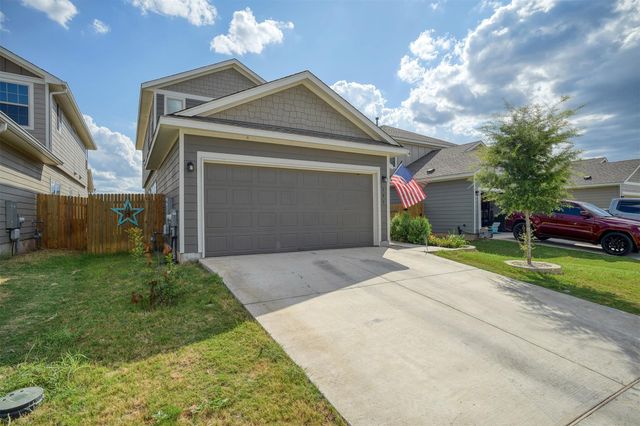 205 Driftwood LN, Bastrop, TX 78602