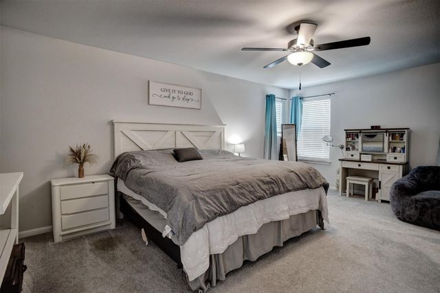 205 Driftwood LN, Bastrop, TX 78602