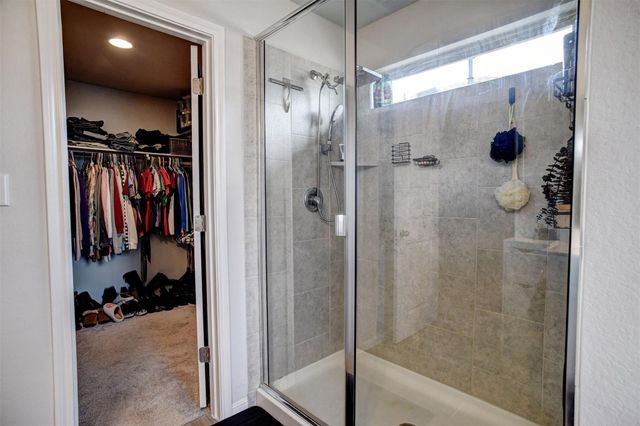 205 Driftwood LN, Bastrop, TX 78602